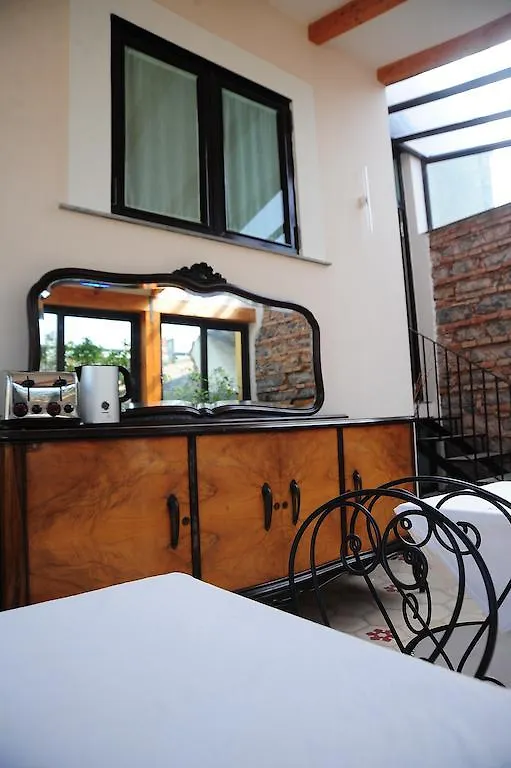 Sangiuliano114 B&B Κατάνια Bed and Breakfast